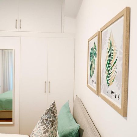 Newly Renovated Apartment 7 Min Walk From Acropolis Athen Exterior foto