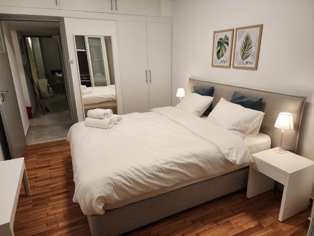Newly Renovated Apartment 7 Min Walk From Acropolis Athen Exterior foto