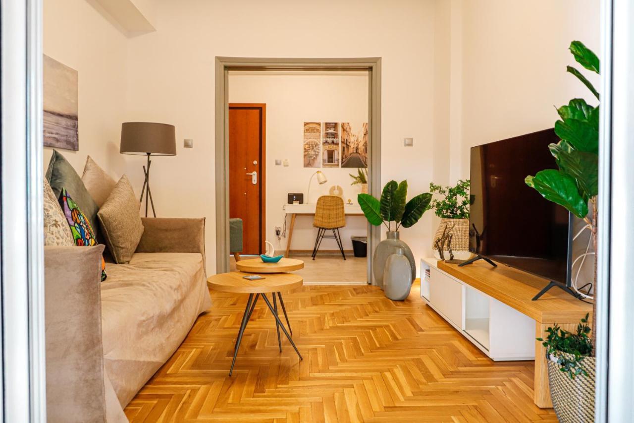 Newly Renovated Apartment 7 Min Walk From Acropolis Athen Exterior foto