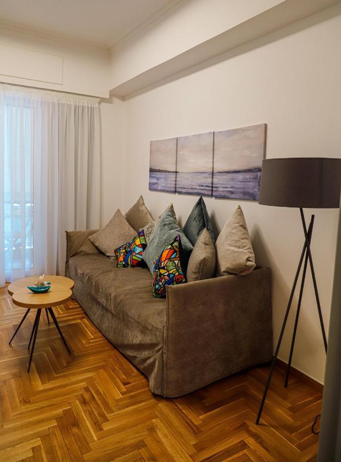 Newly Renovated Apartment 7 Min Walk From Acropolis Athen Exterior foto