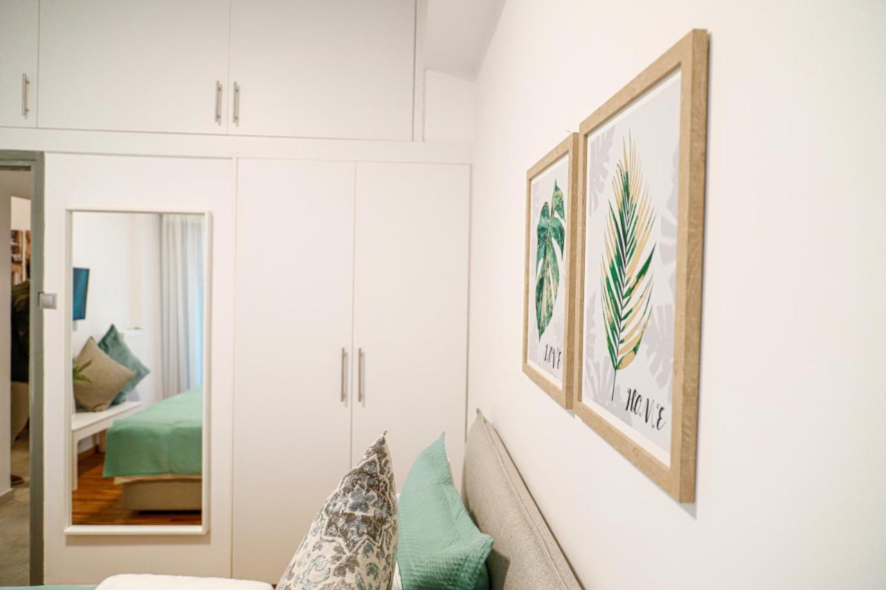 Newly Renovated Apartment 7 Min Walk From Acropolis Athen Exterior foto