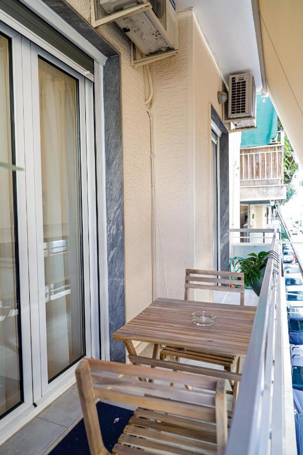 Newly Renovated Apartment 7 Min Walk From Acropolis Athen Exterior foto