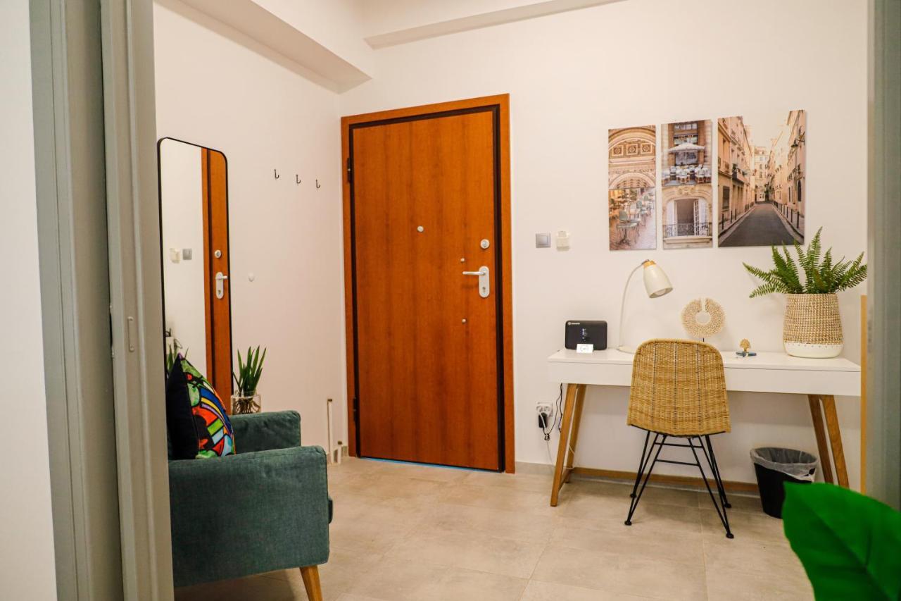 Newly Renovated Apartment 7 Min Walk From Acropolis Athen Exterior foto